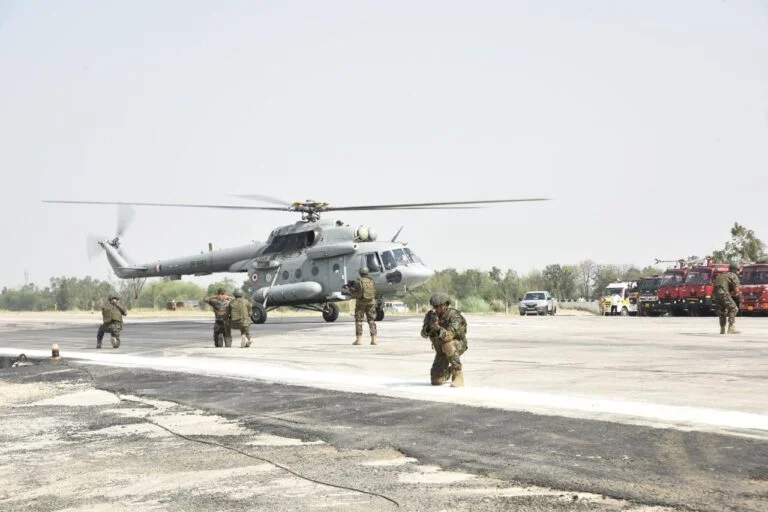 पूर्वांचल एक्सप्रेसवे आपात लैंडिंग सुविधा IAF