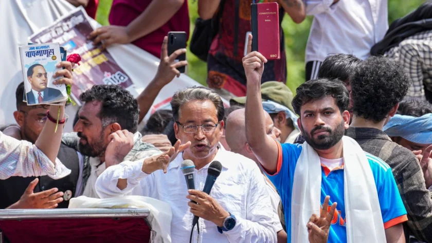 CJP प्रदर्शन
